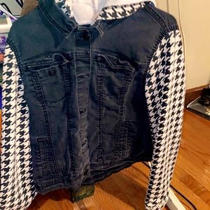 No boundaries denim jacket size 16-18 or XL/XG good condition